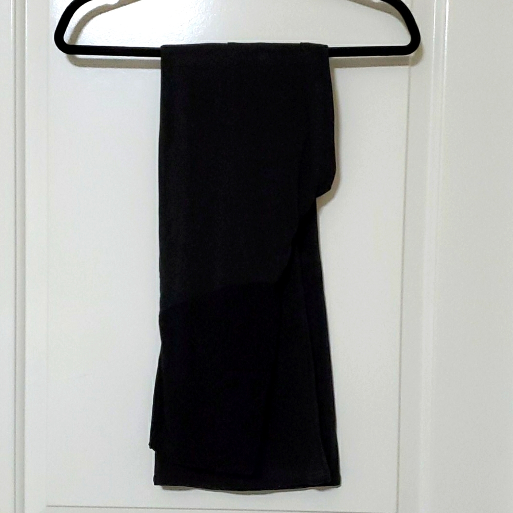 3/$20 sale! Motherhood maternity flare pants